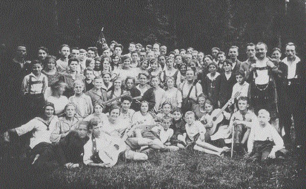 Arbeiterjugend in Muenchen 1920